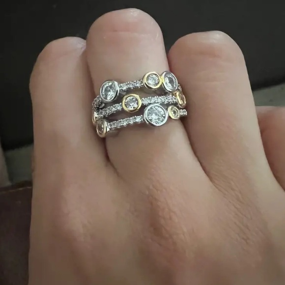 Just in! Yurman style sterling silver and gold ring with faux diamonds - Picture 2 of 5